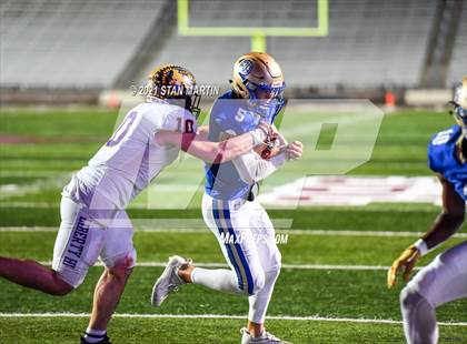 Thumbnail 3 in Alamo Heights vs. Liberty Hill (UIL 5A D2 Quarterfinal Playoff) photogallery.