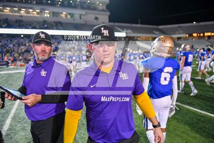 Thumbnail 2 in Alamo Heights vs. Liberty Hill (UIL 5A D2 Quarterfinal Playoff) photogallery.