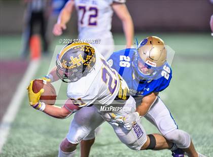 Thumbnail 2 in Alamo Heights vs. Liberty Hill (UIL 5A D2 Quarterfinal Playoff) photogallery.