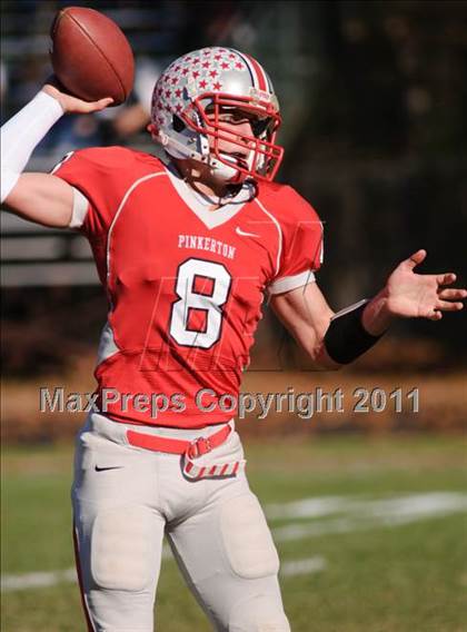 Thumbnail 1 in Salem vs. Pinkerton photogallery.