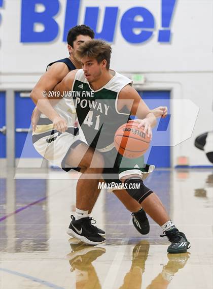 Thumbnail 1 in Poway vs. La Costa Canyon photogallery.