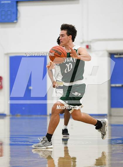 Thumbnail 2 in Poway vs. La Costa Canyon photogallery.