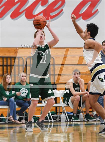 Thumbnail 1 in Poway vs. La Costa Canyon photogallery.