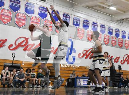 Thumbnail 3 in Poway vs. La Costa Canyon photogallery.
