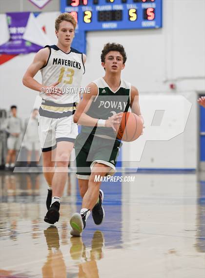 Thumbnail 1 in Poway vs. La Costa Canyon photogallery.