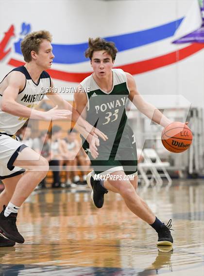 Thumbnail 1 in Poway vs. La Costa Canyon photogallery.