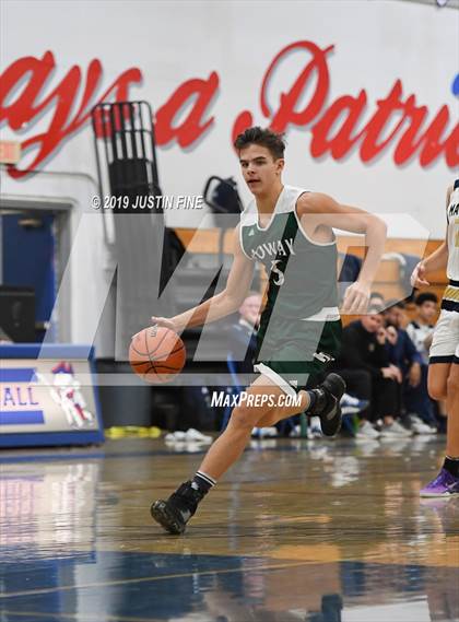 Thumbnail 3 in Poway vs. La Costa Canyon photogallery.