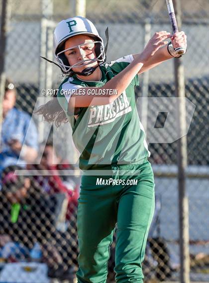 Thumbnail 3 in Pacifica vs. Agoura photogallery.