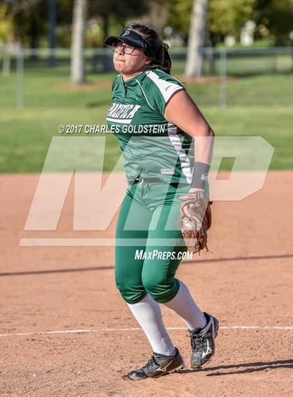 Thumbnail 2 in Pacifica vs. Agoura photogallery.