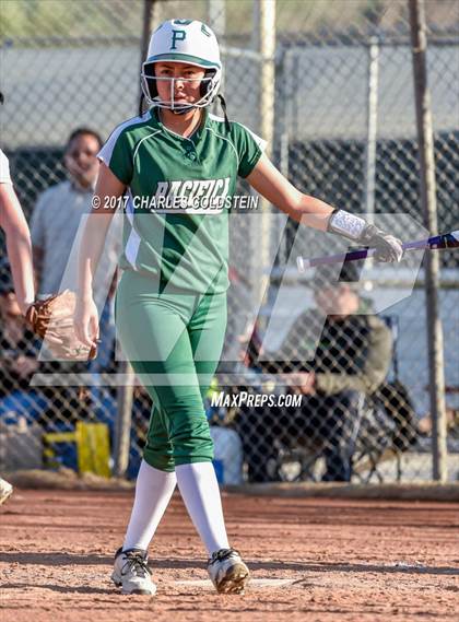 Thumbnail 2 in Pacifica vs. Agoura photogallery.