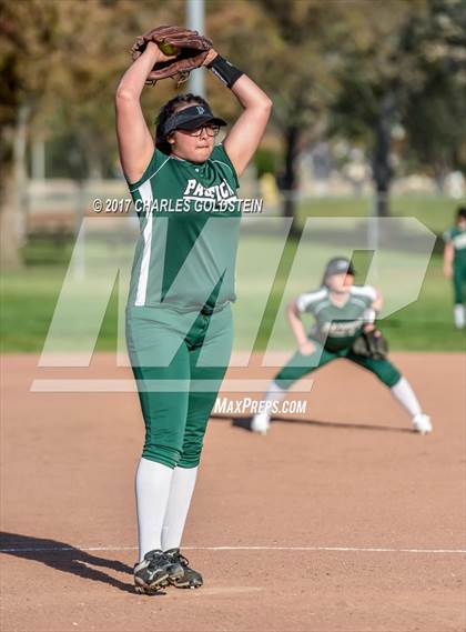 Thumbnail 2 in Pacifica vs. Agoura photogallery.