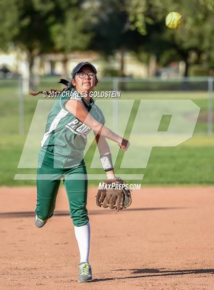 Thumbnail 3 in Pacifica vs. Agoura photogallery.