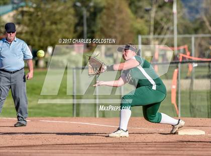 Thumbnail 2 in Pacifica vs. Agoura photogallery.