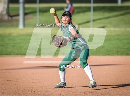 Thumbnail 3 in Pacifica vs. Agoura photogallery.