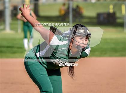 Thumbnail 2 in Pacifica vs. Agoura photogallery.