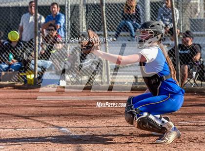 Thumbnail 2 in Pacifica vs. Agoura photogallery.