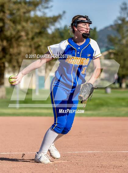 Thumbnail 3 in Pacifica vs. Agoura photogallery.