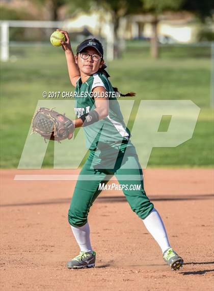 Thumbnail 2 in Pacifica vs. Agoura photogallery.