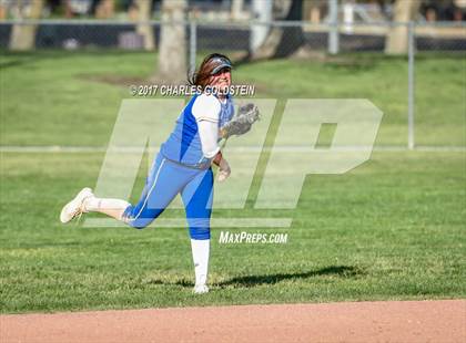 Thumbnail 3 in Pacifica vs. Agoura photogallery.