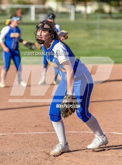 Thumbnail 2 in Pacifica vs. Agoura photogallery.