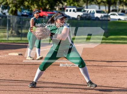 Thumbnail 2 in Pacifica vs. Agoura photogallery.