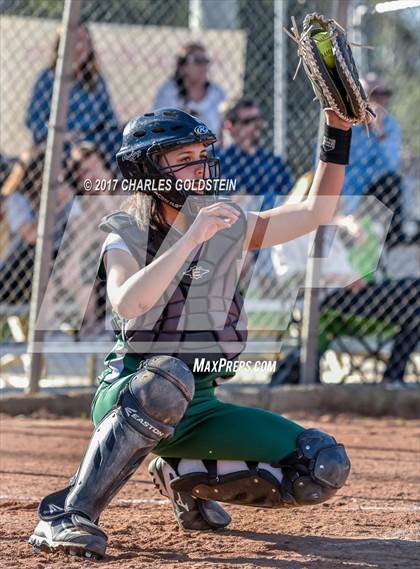 Thumbnail 2 in Pacifica vs. Agoura photogallery.