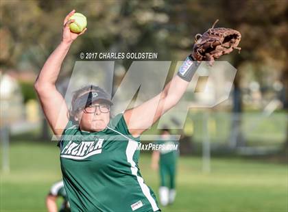 Thumbnail 2 in Pacifica vs. Agoura photogallery.