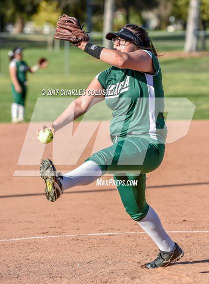 Thumbnail 3 in Pacifica vs. Agoura photogallery.