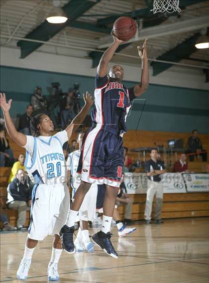 Thumbnail 1 in Burbank vs. Pleasant Grove (Sheldon Winter Classic) photogallery.
