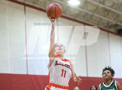 Thumbnail 2 in McGill-Toolen vs. Ponchatoula (Allstate Sugar Bowl National Prep Classic) photogallery.