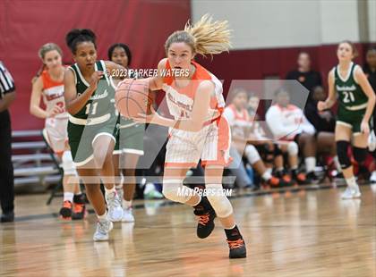 Thumbnail 2 in McGill-Toolen vs. Ponchatoula (Allstate Sugar Bowl National Prep Classic) photogallery.