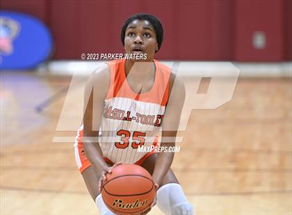 Thumbnail 1 in McGill-Toolen vs. Ponchatoula (Allstate Sugar Bowl National Prep Classic) photogallery.