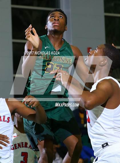 Thumbnail 3 in George Washington Prep vs. Narbonne (D1 Bound Classic) photogallery.