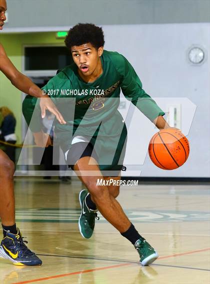 Thumbnail 2 in George Washington Prep vs. Narbonne (D1 Bound Classic) photogallery.
