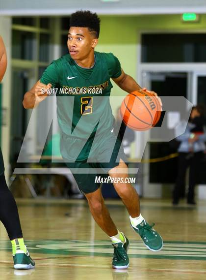 Thumbnail 2 in George Washington Prep vs. Narbonne (D1 Bound Classic) photogallery.