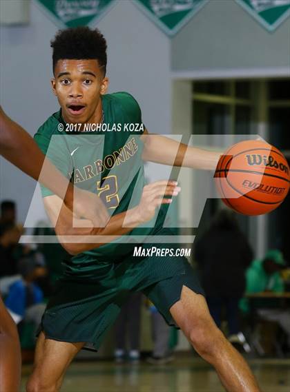 Thumbnail 3 in George Washington Prep vs. Narbonne (D1 Bound Classic) photogallery.
