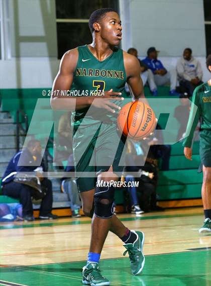 Thumbnail 2 in George Washington Prep vs. Narbonne (D1 Bound Classic) photogallery.