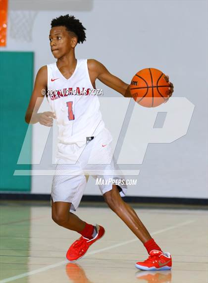 Thumbnail 3 in George Washington Prep vs. Narbonne (D1 Bound Classic) photogallery.
