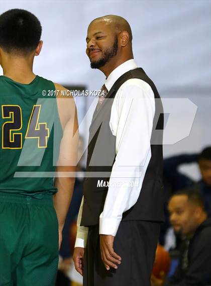 Thumbnail 3 in George Washington Prep vs. Narbonne (D1 Bound Classic) photogallery.