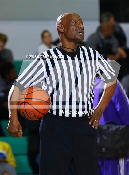 Thumbnail 1 in George Washington Prep vs. Narbonne (D1 Bound Classic) photogallery.
