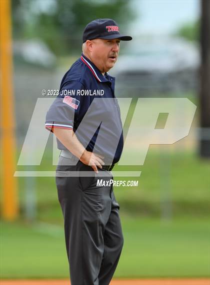 Thumbnail 2 in Hardin County @ Greenbrier (TSSAA 3A Sectional) photogallery.