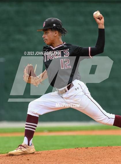 Thumbnail 3 in Hardin County @ Greenbrier (TSSAA 3A Sectional) photogallery.