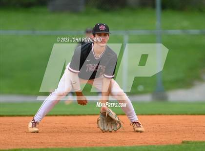 Thumbnail 3 in Hardin County @ Greenbrier (TSSAA 3A Sectional) photogallery.