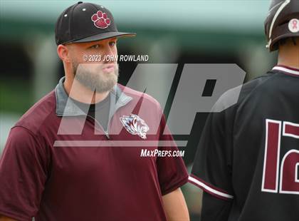 Thumbnail 2 in Hardin County @ Greenbrier (TSSAA 3A Sectional) photogallery.