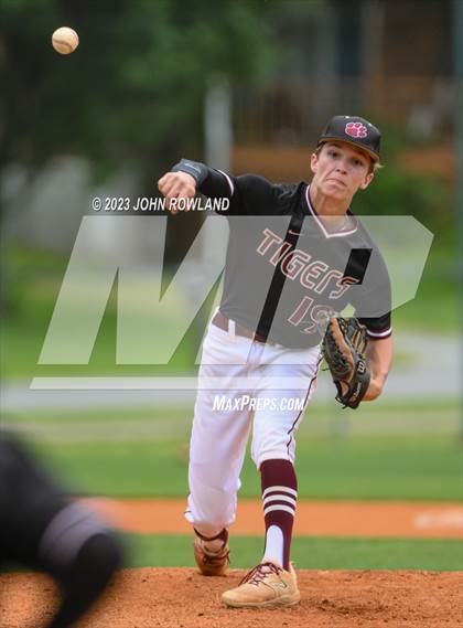 Thumbnail 2 in Hardin County @ Greenbrier (TSSAA 3A Sectional) photogallery.