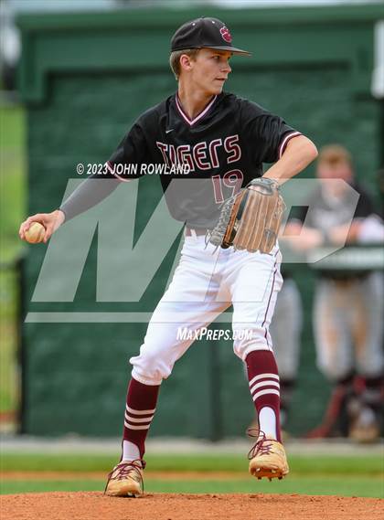 Thumbnail 1 in Hardin County @ Greenbrier (TSSAA 3A Sectional) photogallery.