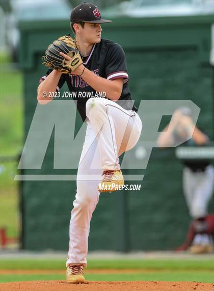 Thumbnail 2 in Hardin County @ Greenbrier (TSSAA 3A Sectional) photogallery.