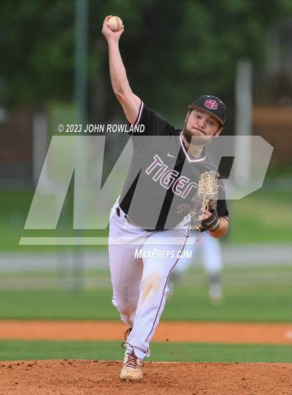Thumbnail 1 in Hardin County @ Greenbrier (TSSAA 3A Sectional) photogallery.