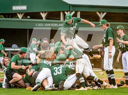 Thumbnail 2 in Hardin County @ Greenbrier (TSSAA 3A Sectional) photogallery.