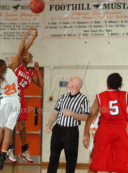 Thumbnail 1 in Vallejo @ Foothill photogallery.
